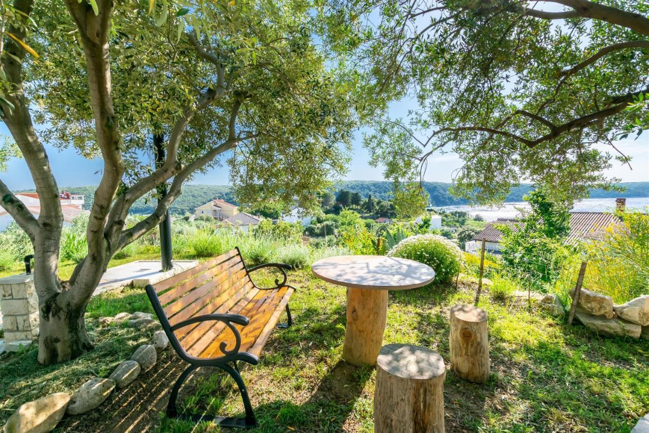 Apartments Anka Кампор Экстерьер фото
