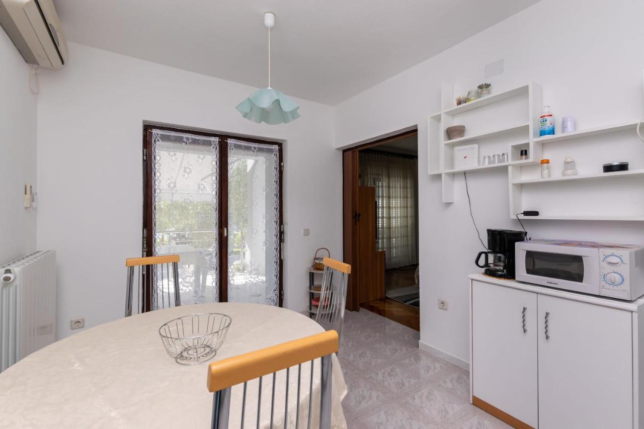 Apartments Anka Кампор Экстерьер фото
