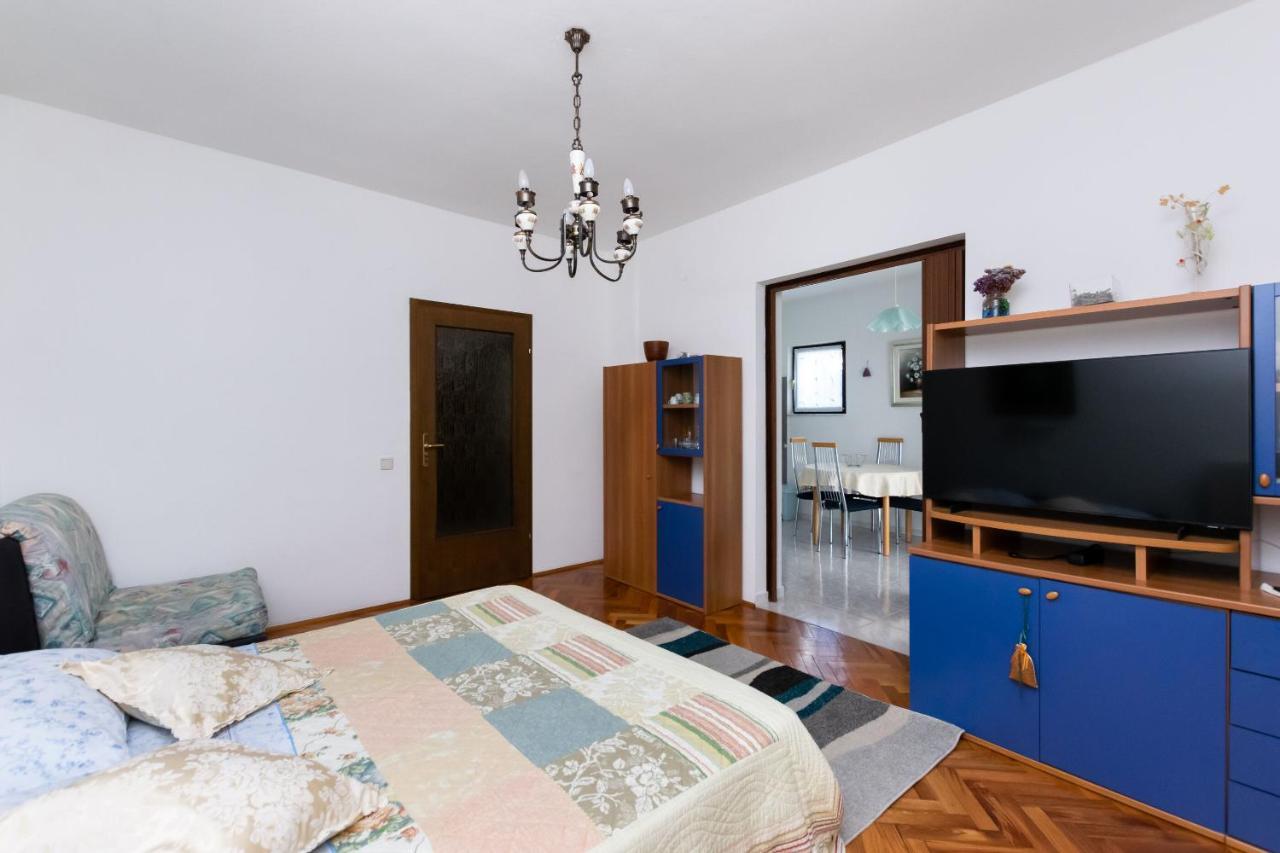 Apartments Anka Кампор Экстерьер фото