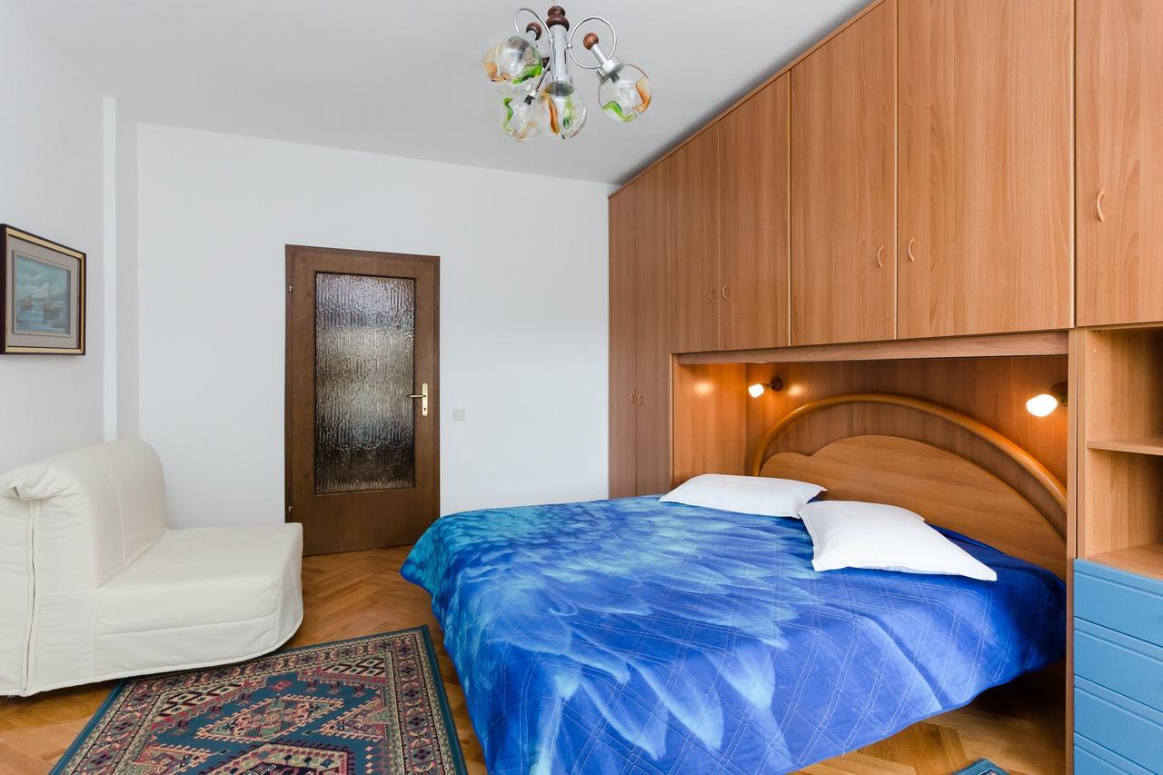 Apartments Anka Кампор Экстерьер фото